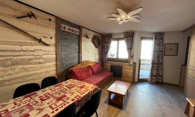 Val Cenis Apartment | Cozy Getaway in Val Cenis with Spa and Ski Locker