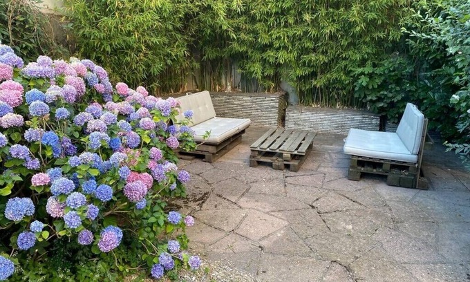 Cran-Gevrier Apartment | Tranquil One-Bedroom Apartment Steps from the Lake