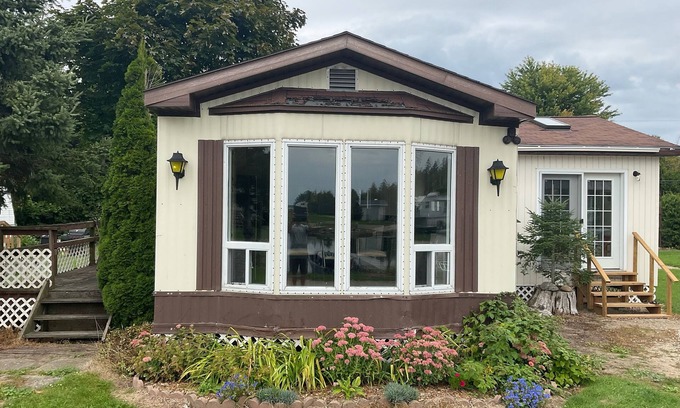 Stokes Bay House | Ideal Family Getaway Just Minutes from the Beach!