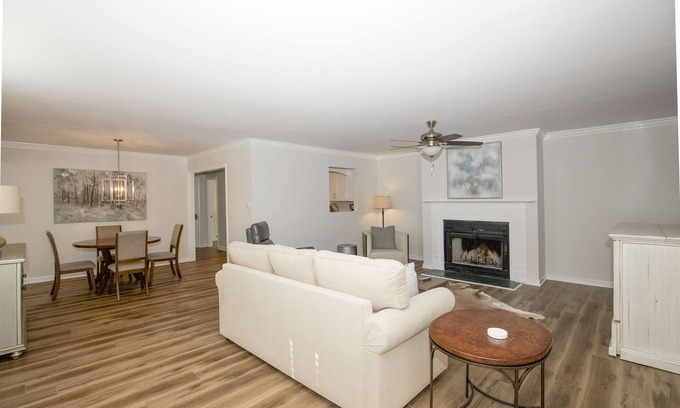 Pinehurst Condo | Discover 11 E Pinehurst Manor: Family-Friendly Retreat