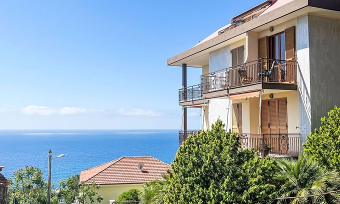 Piani Paorelli Apartment | 11 Edera by Interhome