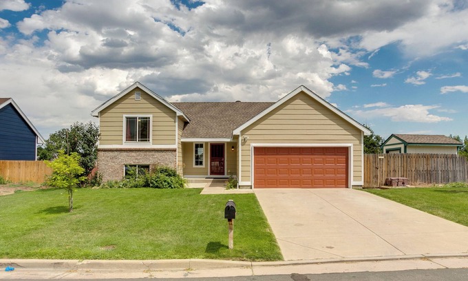 Thornton House | Pet-Friendly Retreat: 11 Miles to Downtown Denver