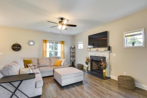 Spring Lake House | 11 Mi to Fort Bragg Family Home with Patio!