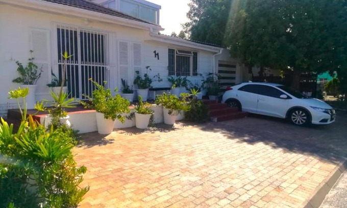 Kraaifontein Bed & Breakfast | Budget-Friendly Stay at 11 on Orange with Breakfast Included