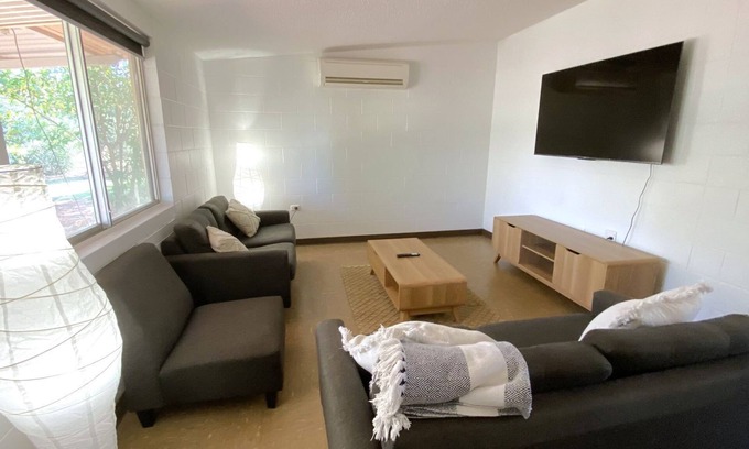Exmouth House | Cozy 11 Page Street Home with Family-Friendly Amenities