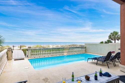 Palmetto Dunes House | 11 Singleton Beach by AvantStay Oceanfront Retreat w Private Pool Boardwalk Near Hilton Head Hotspots