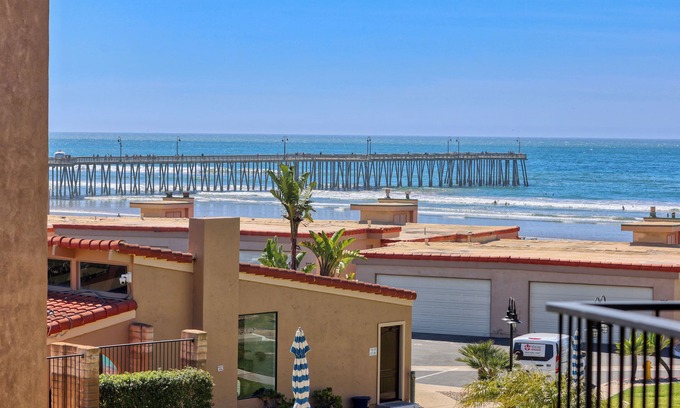 Downtown Condo | Stunning Oceanfront 2 BR Condo in Pismo Beach, Sleeps 6