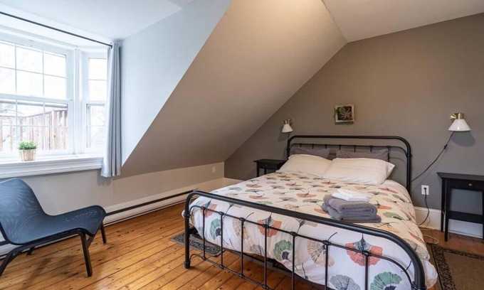 Downtown Halifax Apartment | Elegant 110 Sunny Loft & Historic Home with Breakfast