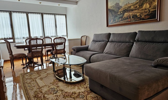 Distrito Sur Apartment | Modern 3-Bedroom Apartment in Gijón with Great Amenities