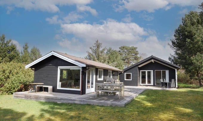 Nykøbing House | 11120-1 Nykøbing Sj - Birkehækken 9