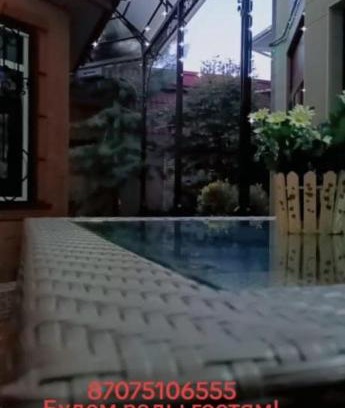 Shymkent House | Experience Comfort at 112 Гостевой дом with Pool & Breakfast