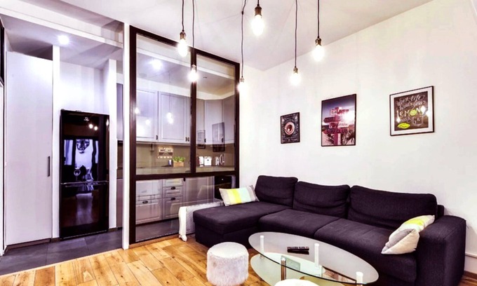 9th Arrondissement Apartment | Elegant 113 Suite Lui - Family-Friendly Apartment in Paris