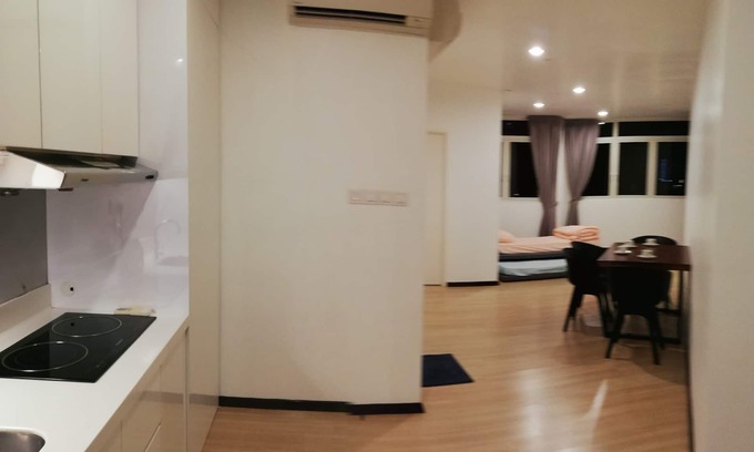 Seri Tanjung Pinang Apartment | Inviting 118 Marina Bay @ Island Plaza with Oceanfront Views