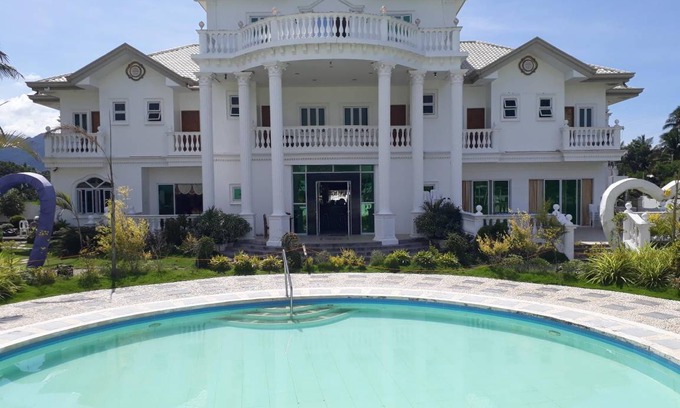 Aklan Province Resort | Cozy Resort Retreat for 5 Guests with Pool Access