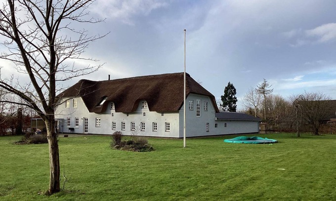 Sonder Omme House | Spacious 12-Person Holiday Home in Sønder Omme Awaits