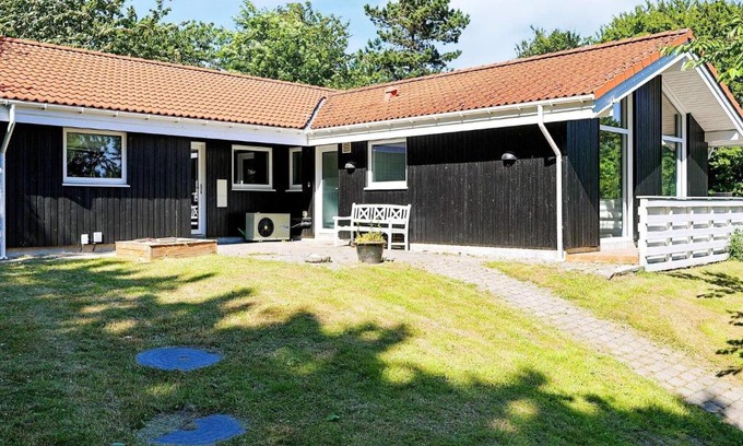 Hundested House | Relaxing Holiday Home Hundested VII with Pool & Child-Friendly Amenities