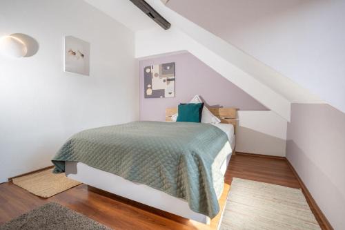 Rauental Apartment | Cozy Rooms for Travelers in Koblenz - Perfect Getaway