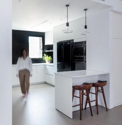 Jaffa Apartment | Discover 12 Shimon HaTzadik - A Family-Friendly Gem