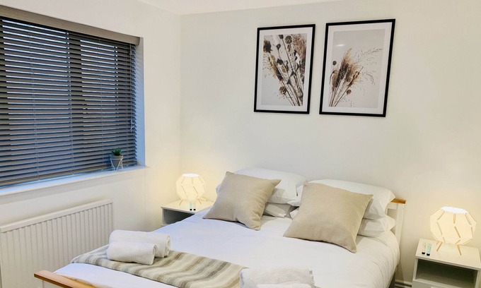 Taunton House | 12 St Margarets Court, Taunton