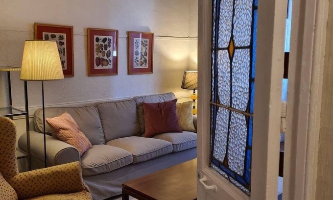 Gijon City Centre Apartment | Emblematic Home Near Playa San Lorenzo with Unique Amenities