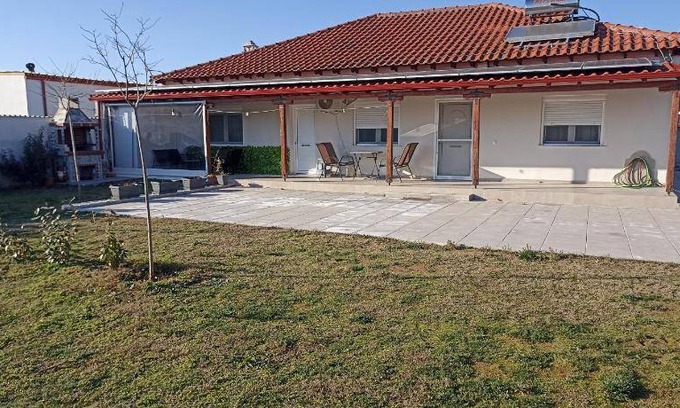 Kilkis Villa | Spacious 3-Bedroom Villa with Kitchen for Up to 8 Guests