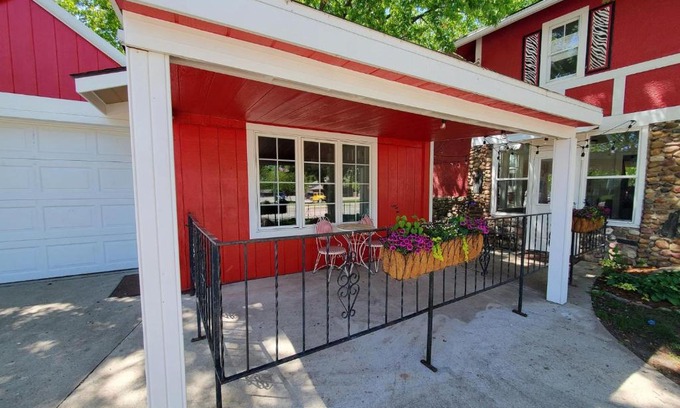 Arnolds Park Apartment | Family-Friendly Stay at 127 Hwy 71 Bunk House