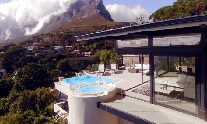 Cape Town City Centre Apartment | Elegant 129 on Kloof Nek Apartments with Ocean Views