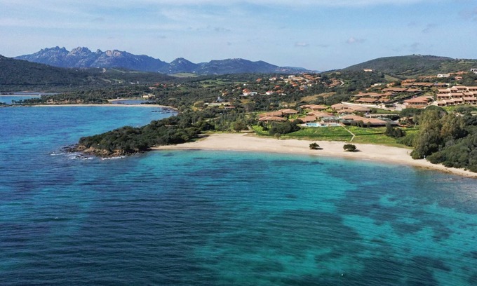 Capo d'Orso Apartment | Cozy 12B Appartamento in Porto Mannu with Great Amenities