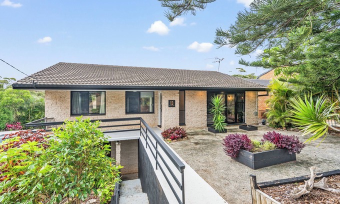Port Macquarie House | 13 AMAROO: 5 BR, 3 BA House in Port Macquarie, Sleeps 9