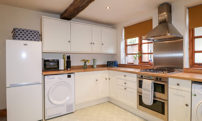 Tean House | Pet-Friendly 13 THE ISLAND: Cozy Cottage in Tean