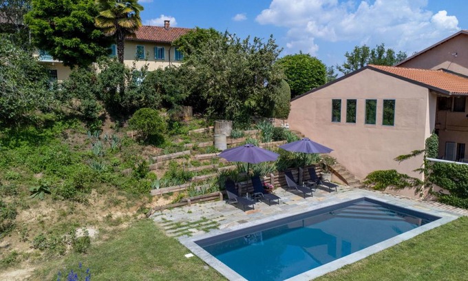 Vanara Other | Spacious 3-Bedroom House with Pool and Mountain Views