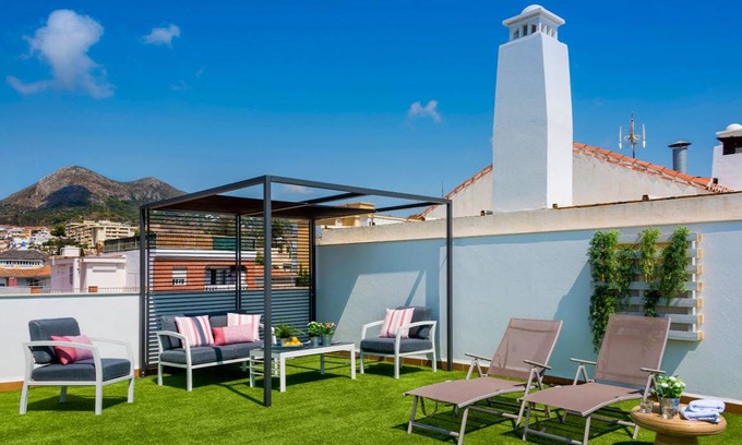 Malaga-Este Apartment | 130 m² Apartment ∙ 2 bedrooms ∙ 6 guests