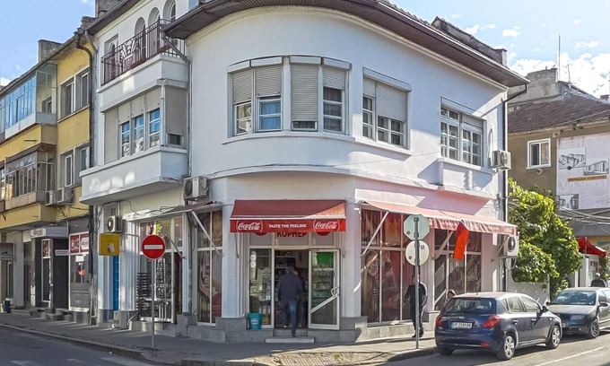Razgrad House | 130 sqm house, central heating, A/C Razgrad town centre