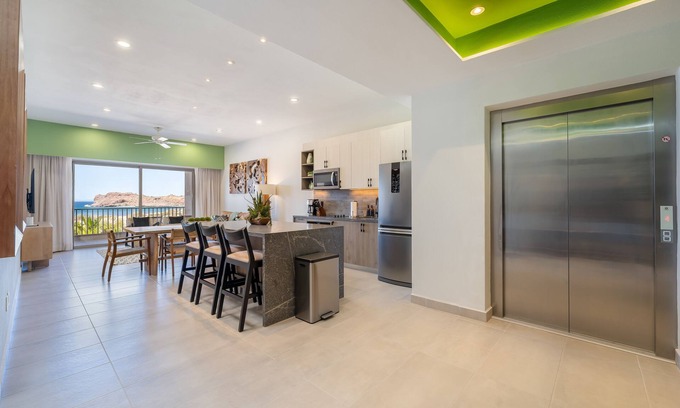 Loreto Condo | Oceanfront 2 Bd/2.5 Bth Condo in Danzante Bay - Rated 10/10