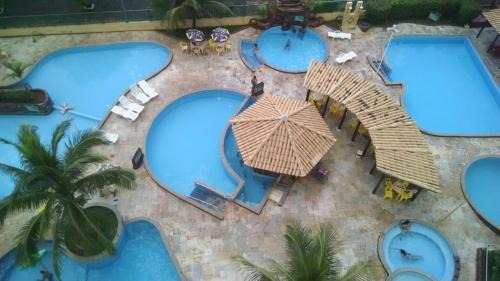 J Jeriquara Apartment | Relax in 1307 AP: Private Hot Tub & Poolside Drinks