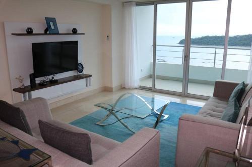 Playa Bonita Village Apartment | Unforgettable Oceanview Resort Experience in Panama