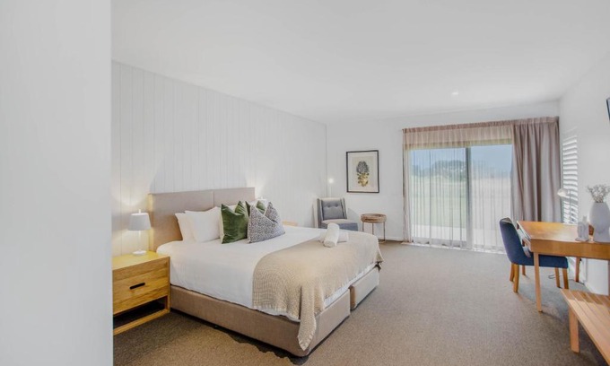 Connewarre Resort | Discover 13th Beach Golf Lodges with Ocean Views and More
