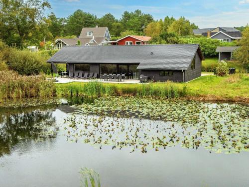 Vibæk Strand House | Family-Friendly Holiday Home Ebeltoft CLXXXVI - 4 Star Stay