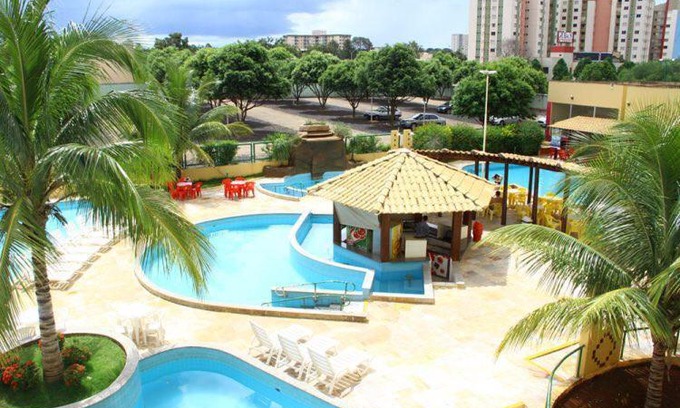 J Jeriquara Apartment | Relaxing Getaway: Oceanfront Suite with Hot Tub & Pools