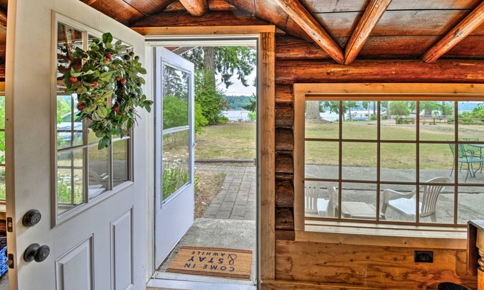 Belfair House | Spacious 2-Bedroom House for Up to 6 Guests