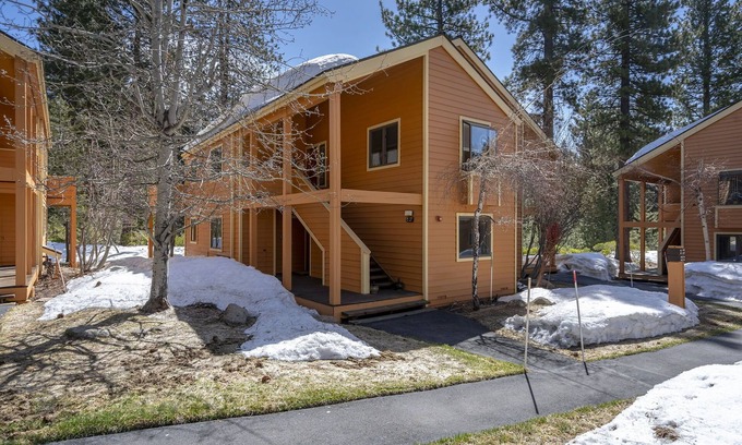 Incline Village Condo | Relax at 147 McCloud - Your Ideal Getaway Awaits