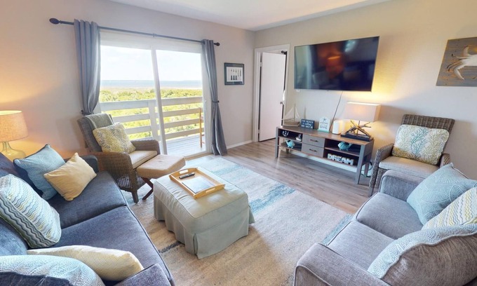 Tybee Island Condo | Exceptional 14C Lighthouse Point with Water Views & Pools