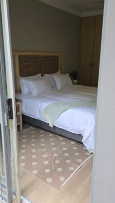 Langenhoven Park House | 15 Elizabeth Eybers str