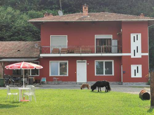 Pogno Bed & Breakfast | Cozy Bed & Breakfast with Kitchen for 2 Guests