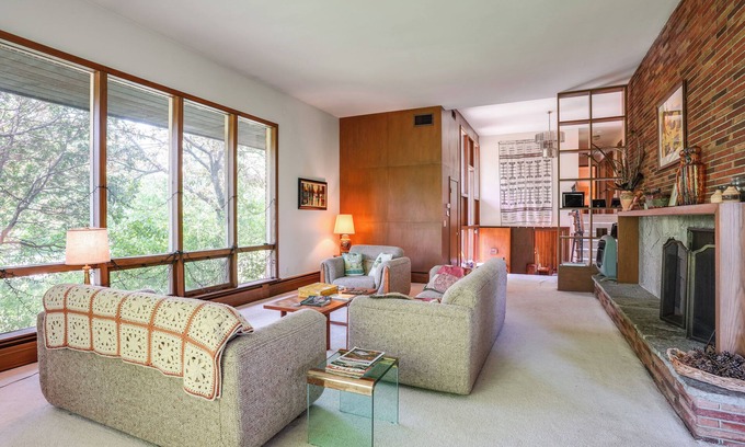 Minnetonka House | Peaceful 5-Acre Retreat with Spa Near Twin Cities