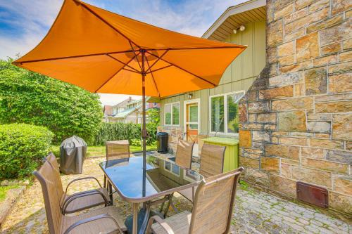 Somerset House | Cozy Pet-Friendly Somerset Home with Fireplace & Grill