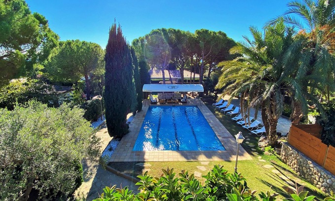 Sitges Villa | Villa El Ranch: Family-Friendly Retreat Steps from the Beach