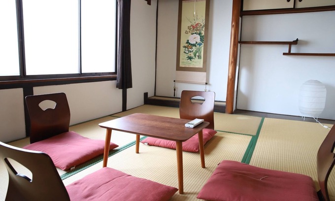 Kamigyo House | Convenient Stay Near Funaoka Onsen and Kurama Station
