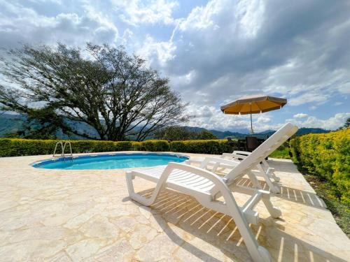 Andes House | 15 mins to Jardín Spacious & Convenient House