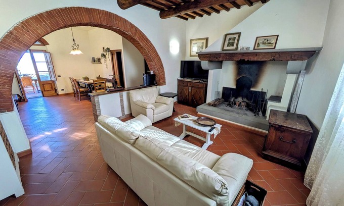 Lastra a Signa House | 15 minutes from Florence with large garden and terrace with breathtaking views